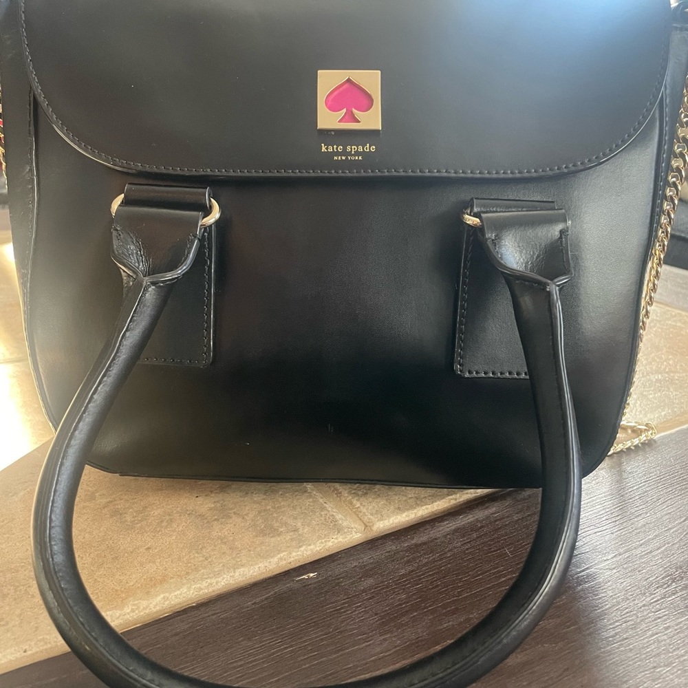 💕Kate Spade Beauty!  NWOT black leather with hot pink logo-beautiful beige in